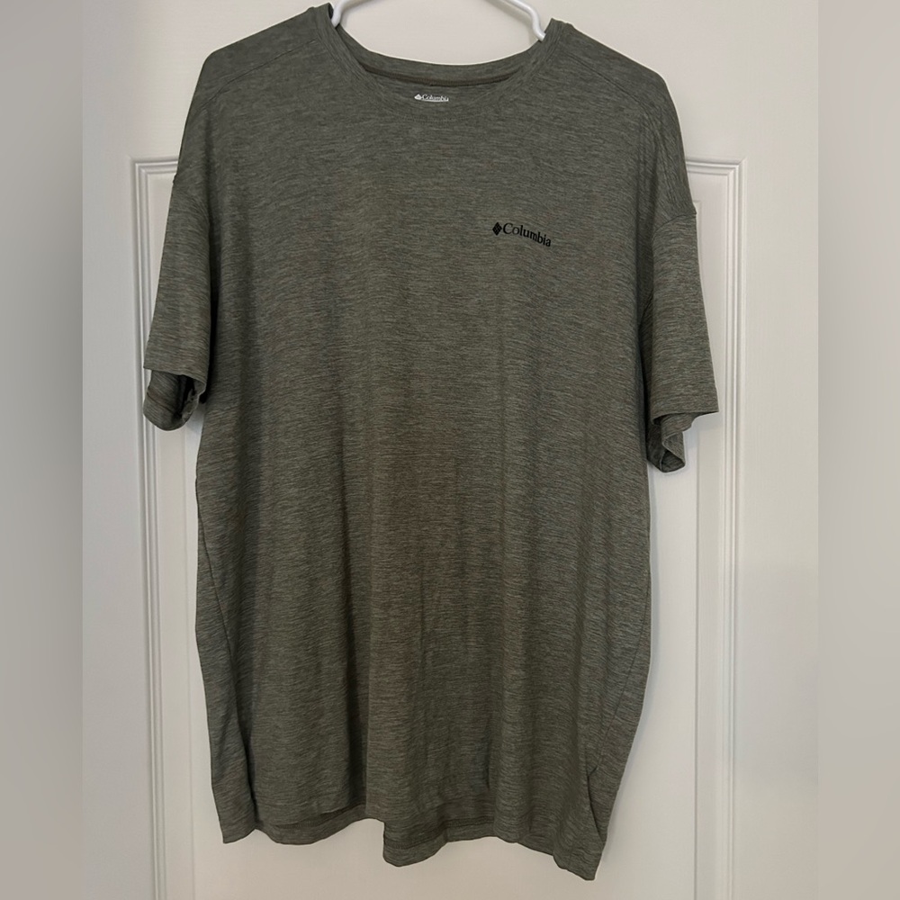 Columbia Men's Olive Green Short Sleeve Tee